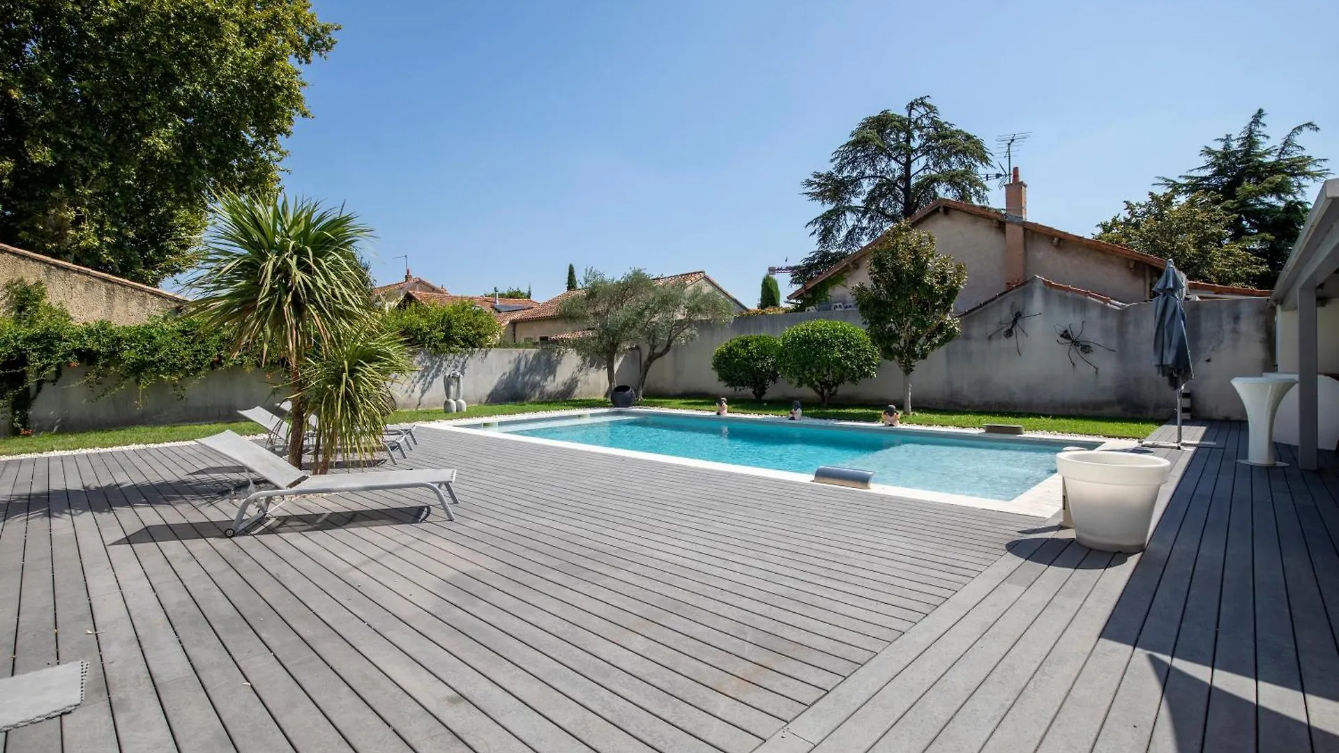 Villa Leonie Piscine Clim 5 Chambres 1 Dortoir 15 Personnes Avinhão França