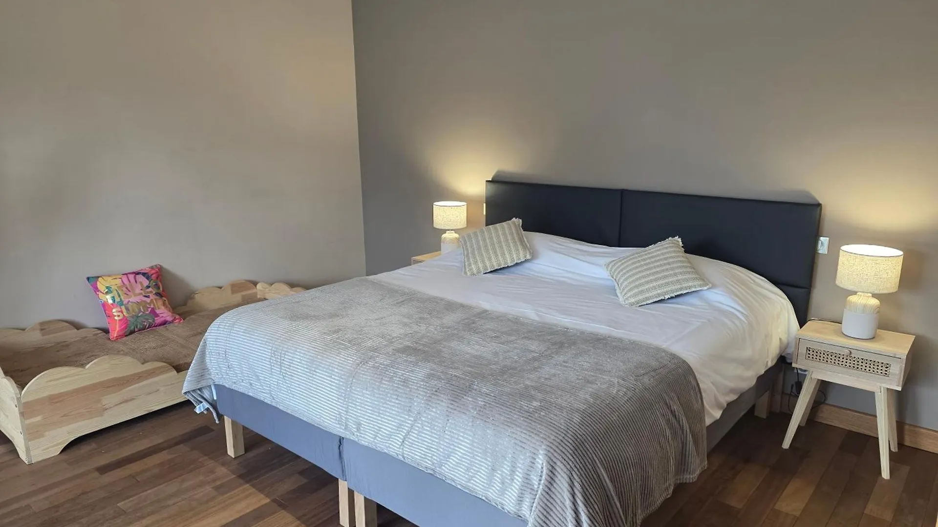 Villa Leonie Piscine Clim 5 Chambres 1 Dortoir 15 Personnes Avinhão França